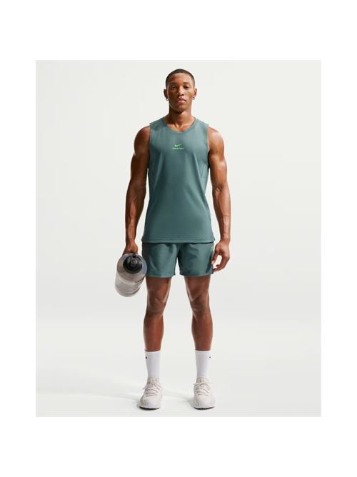  NIKE | HV0411382