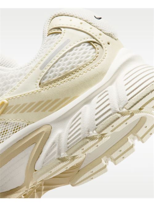  NIKE | IO0464101