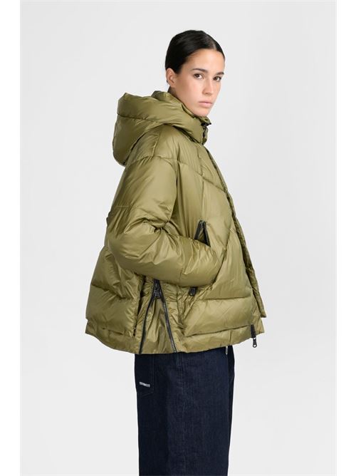 eugenie short 2.0 CANADIAN | CN.G224409WDRHB