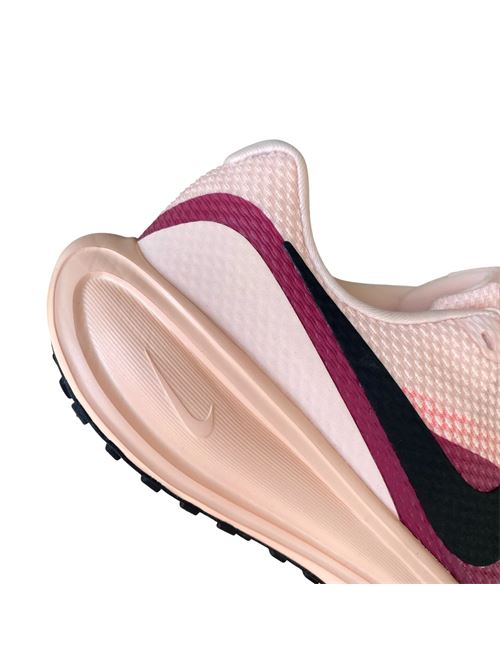 revolution 8 NIKE | HJ8485601