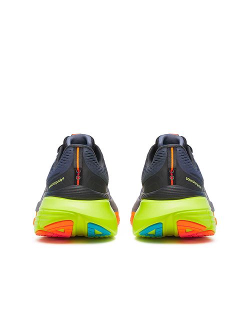 guide 18 SAUCONY | S2099899