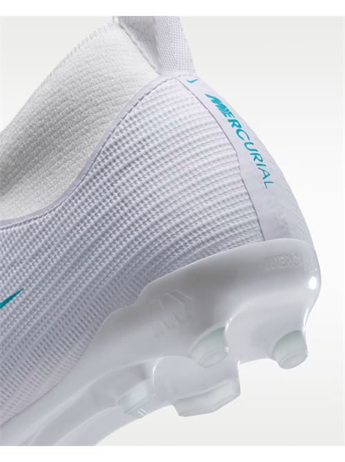  NIKE | IO1493102